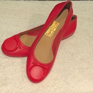 NWOT Salvatore Ferragamo red leather ballet flats with classic logo on top
